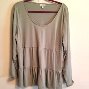 Love, fire top, sage, 2X, NWOT